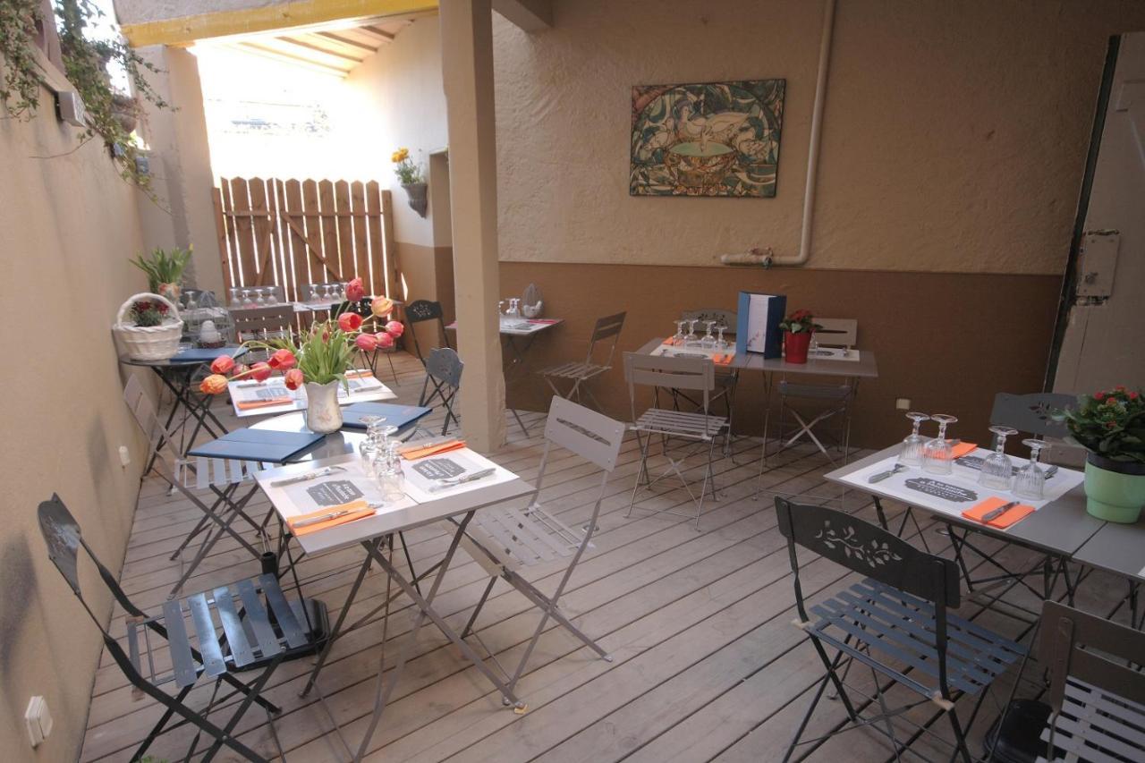 Hotel A La Tasse A Moustache Thonon-les-Bains Exterior foto